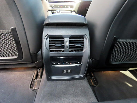 BMW i4 — photo 15