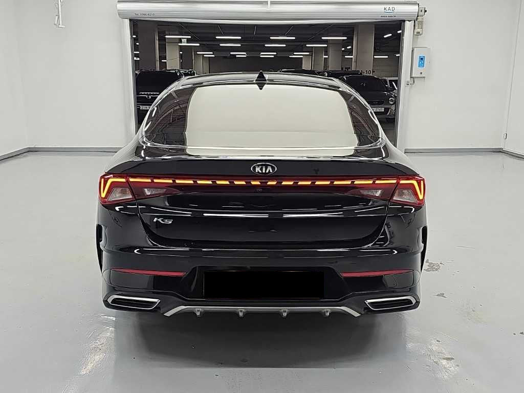 Kia K5 — photo 03