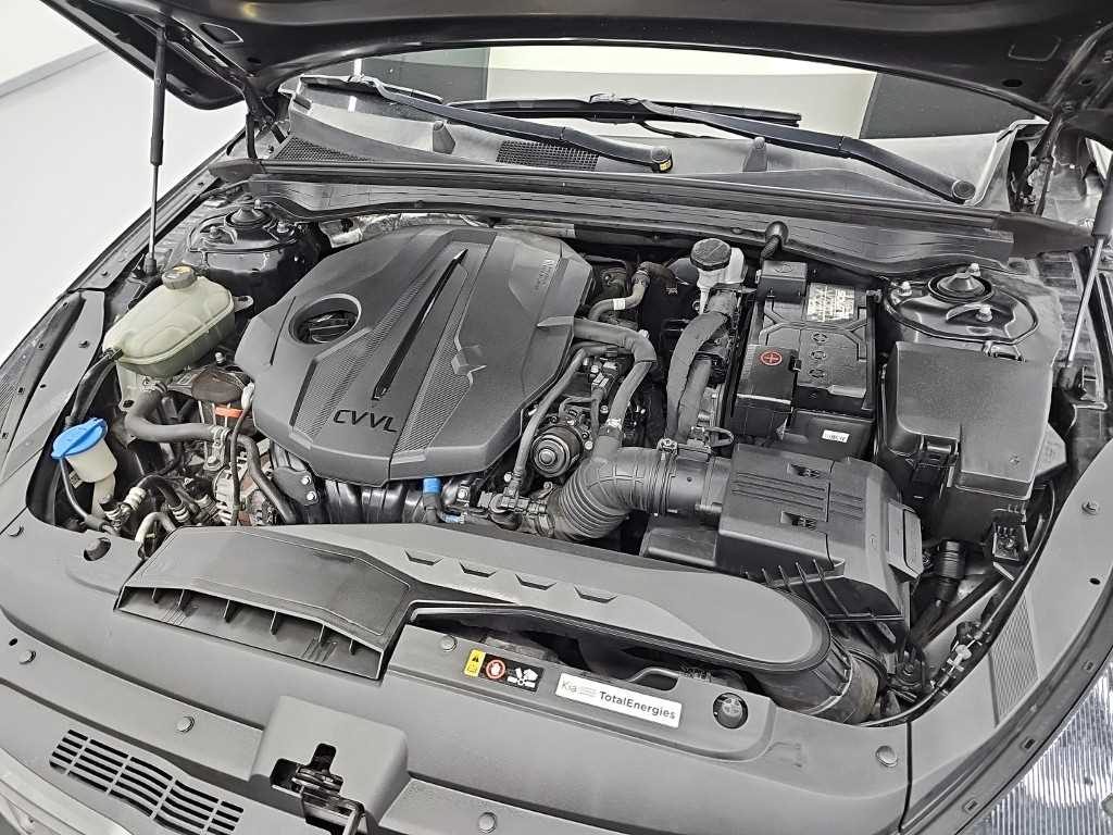 Kia K5 — photo 05