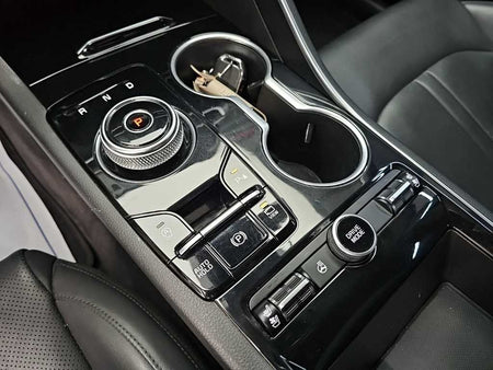 Kia K5 — photo 08