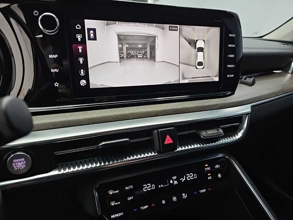 Kia K5 — photo 10