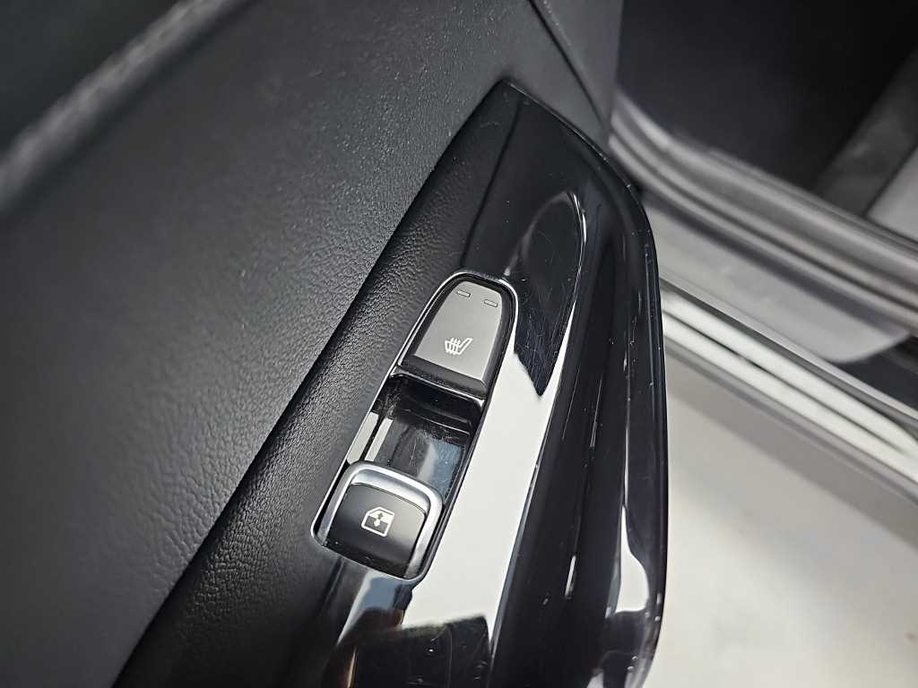 Kia K5 — photo 13