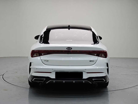 Kia K5 — photo 03