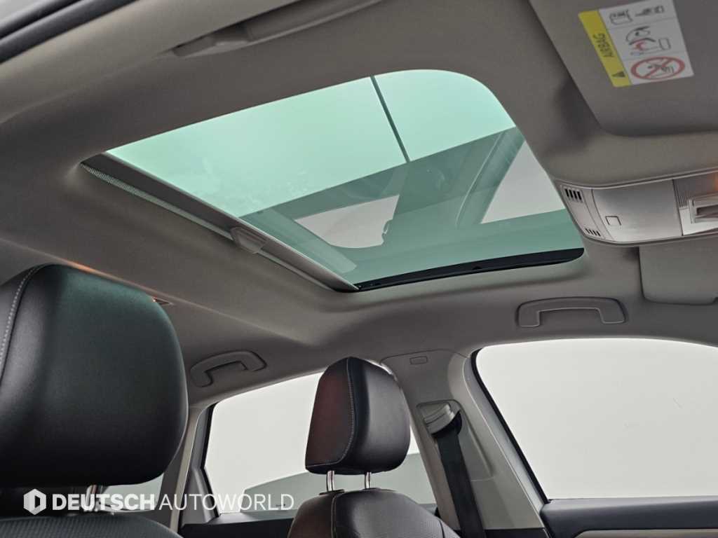 Volkswagen Jetta — photo 18