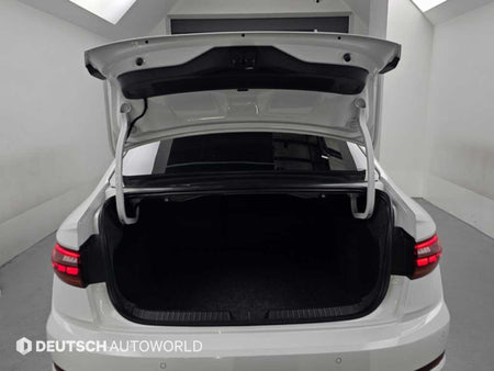 Volkswagen Jetta — photo 19