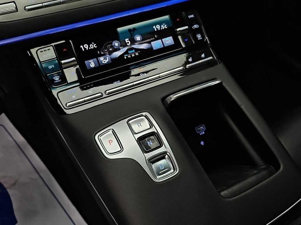 Hyundai Grandeur — photo 08