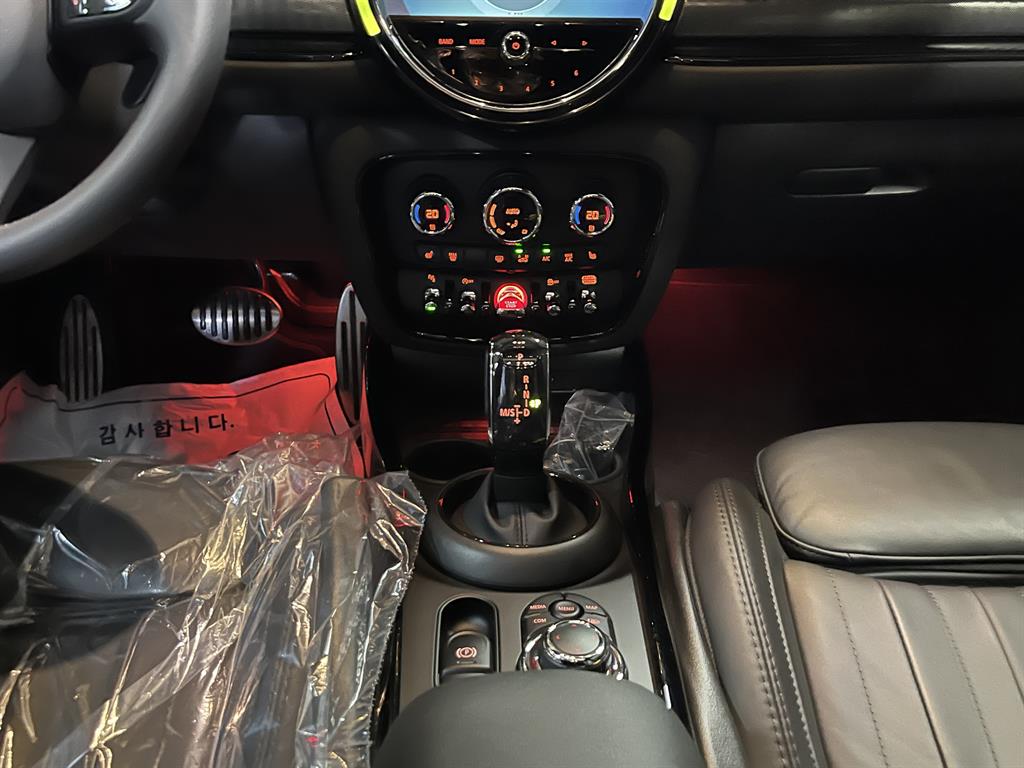 Mini Clubman — photo 10
