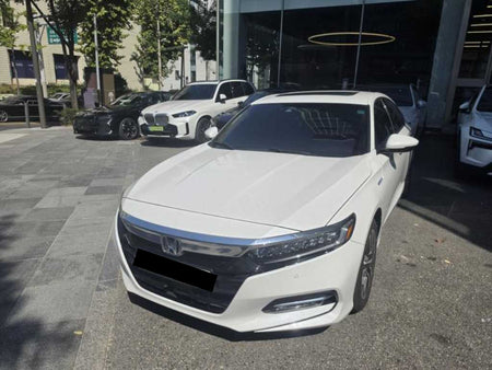 Honda Accord — photo 01