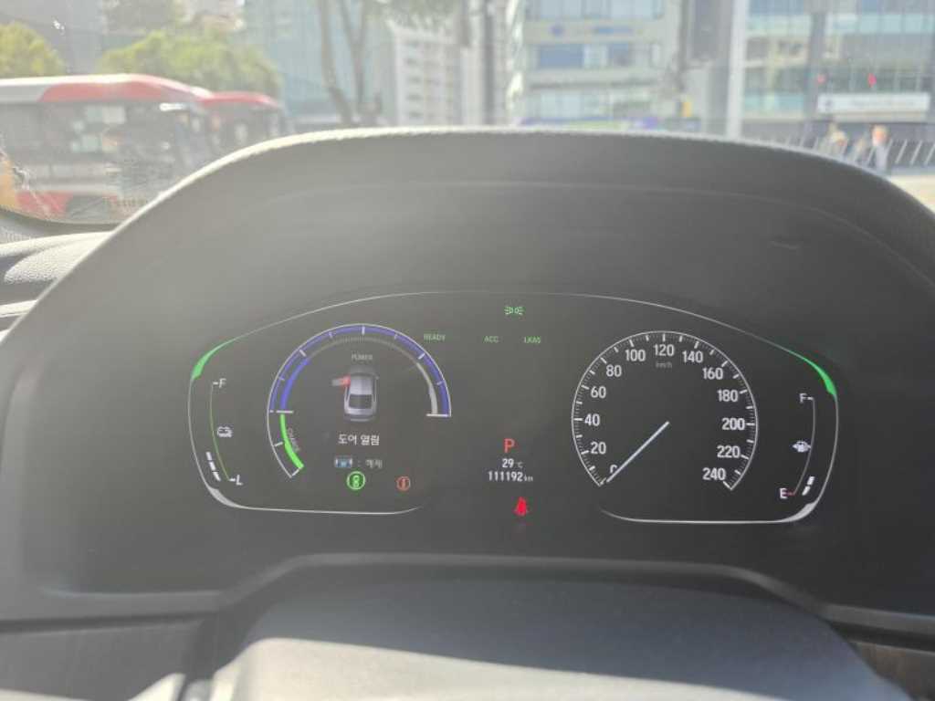 Honda Accord — photo 08