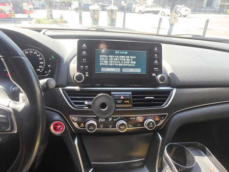 Honda Accord — photo 10