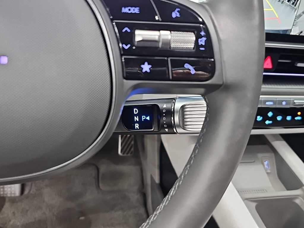 Hyundai Ioniq6 — photo 08