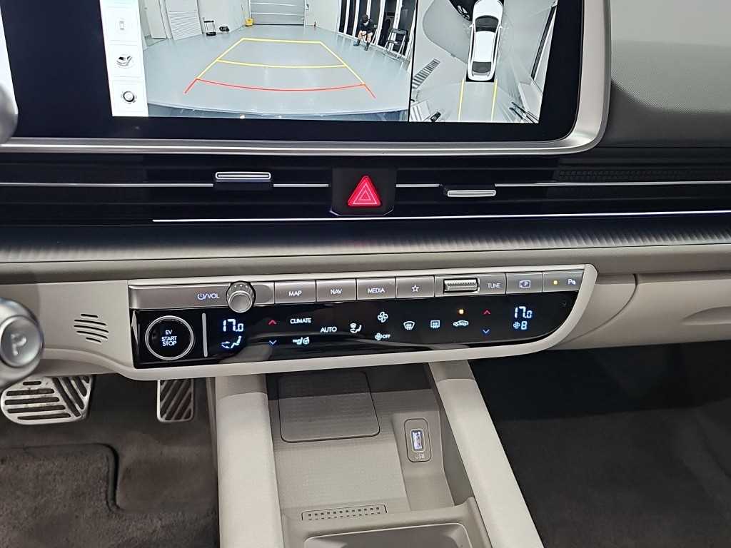 Hyundai Ioniq6 — photo 10