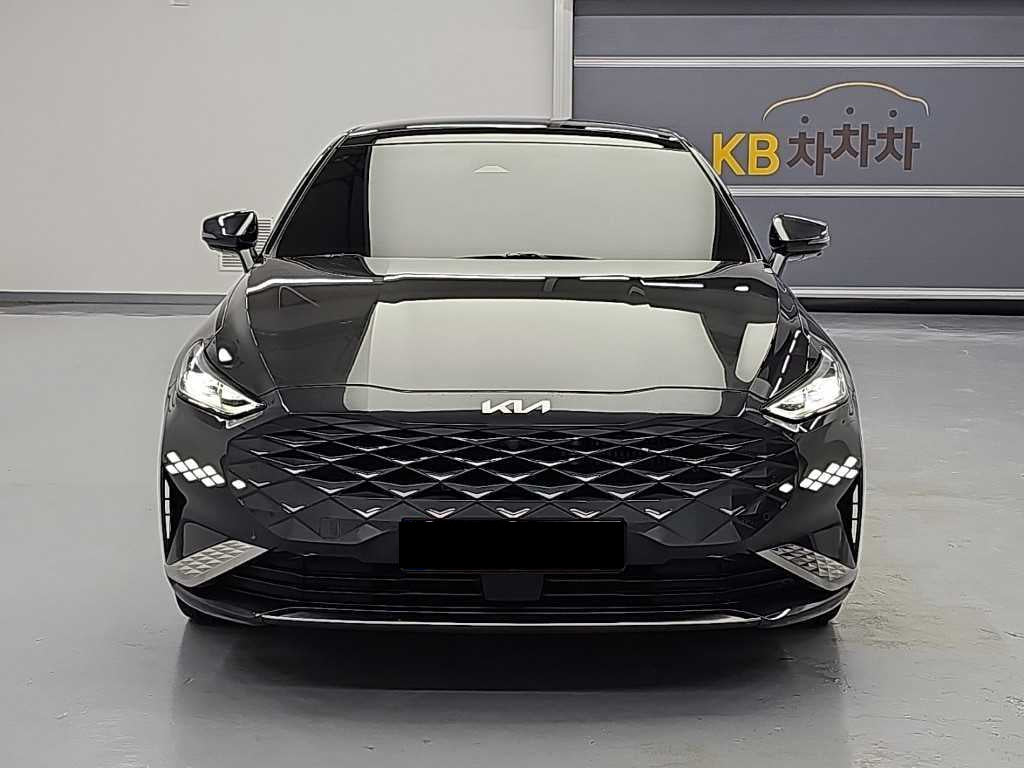 Kia K8 — photo 02