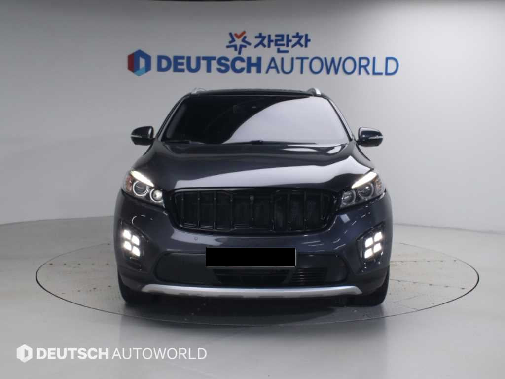 Kia Sorento — photo 03