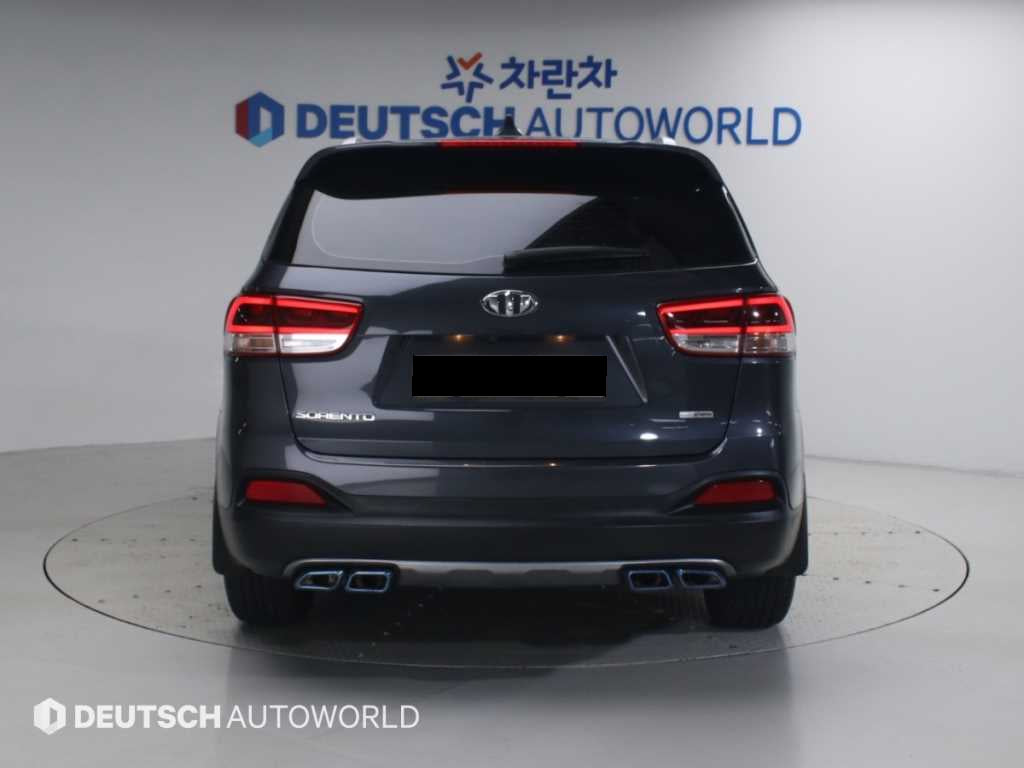 Kia Sorento — photo 04