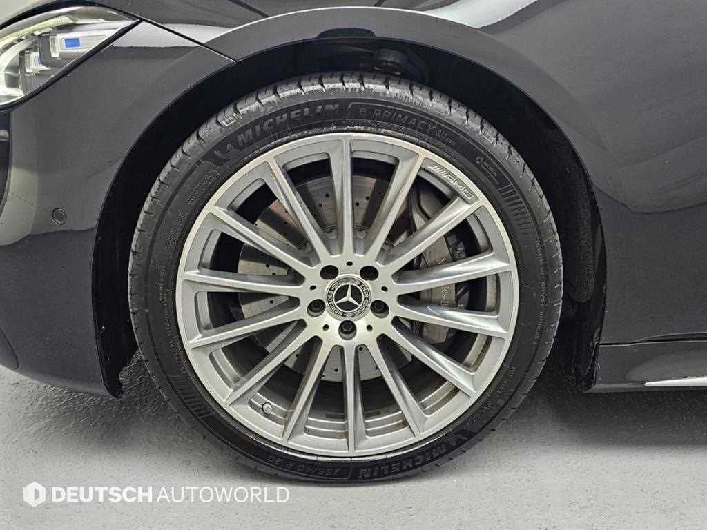 Mercedes-Benz S-Class — photo 05