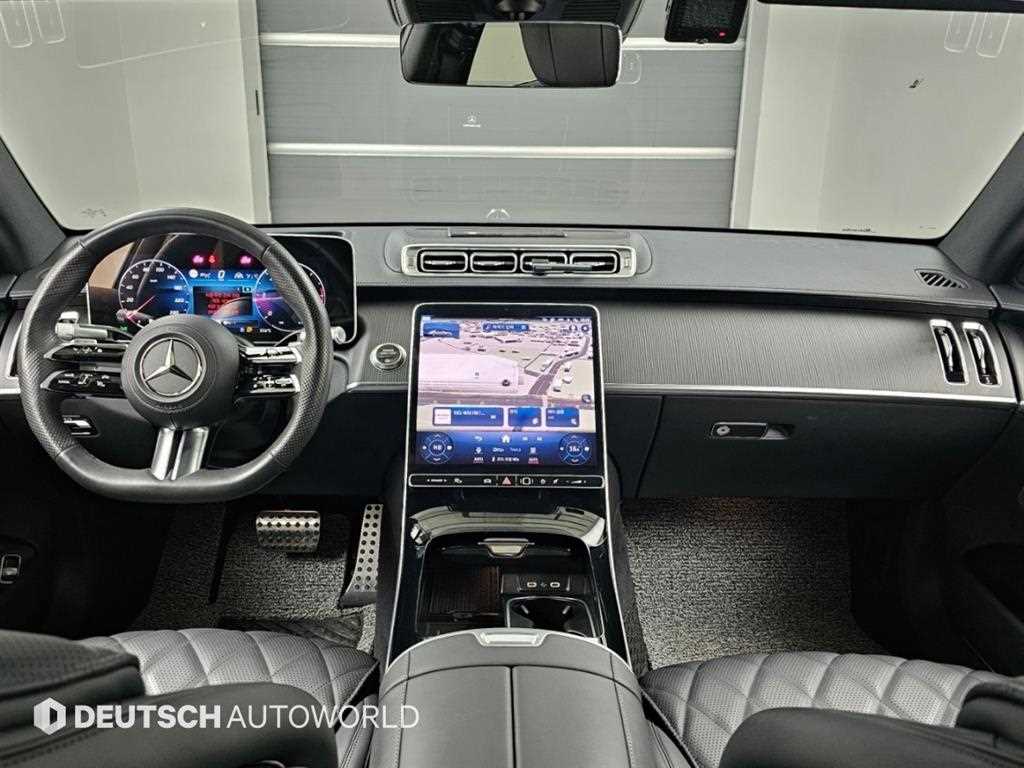 Mercedes-Benz S-Class — photo 07