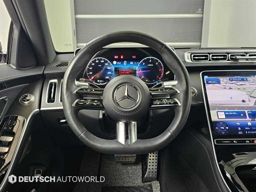 Mercedes-Benz S-Class — photo 13