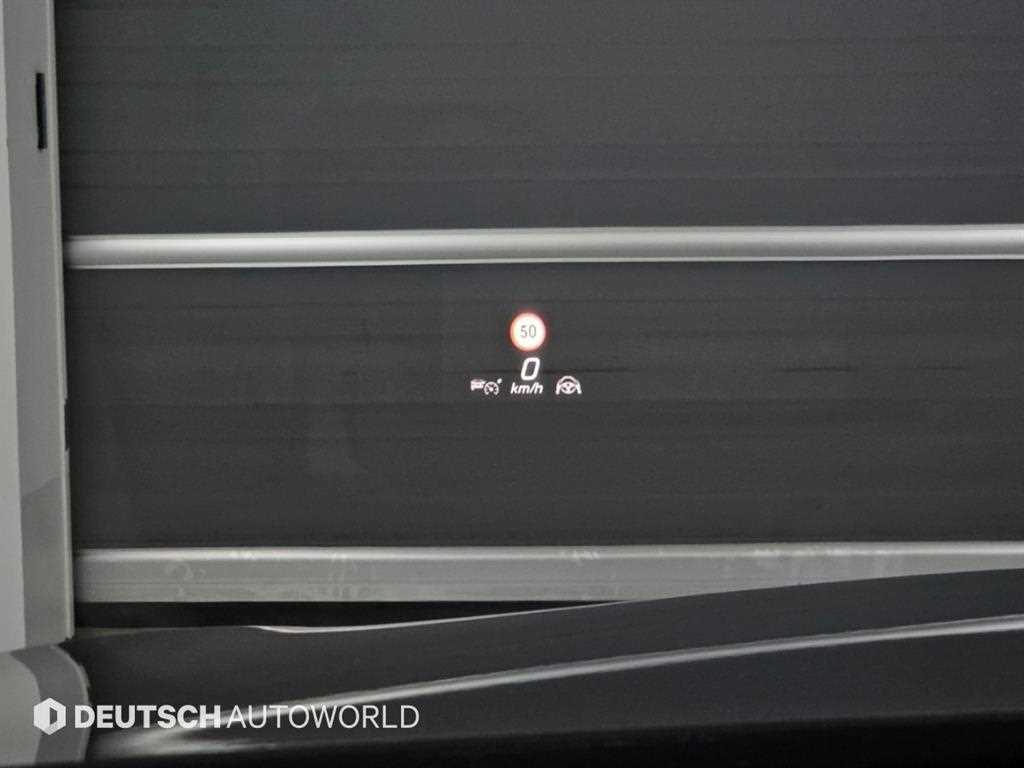 Mercedes-Benz S-Class — photo 17
