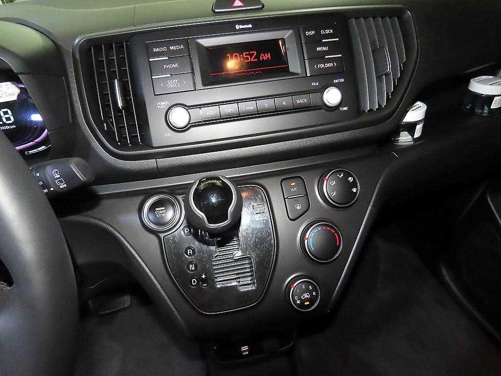 Kia RAY — photo 10