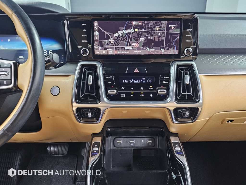 Kia Sorento — photo 14
