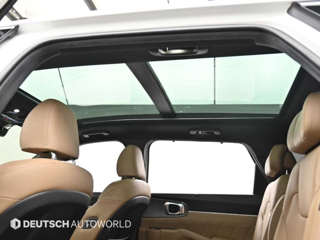 Kia Sorento — photo 18