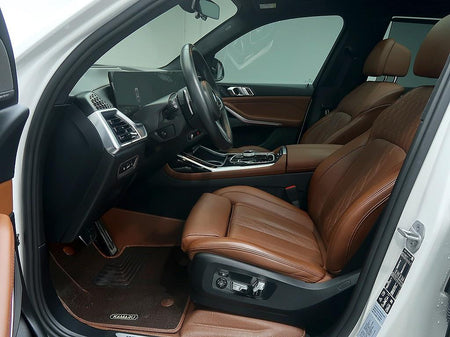 BMW X7 — photo 11