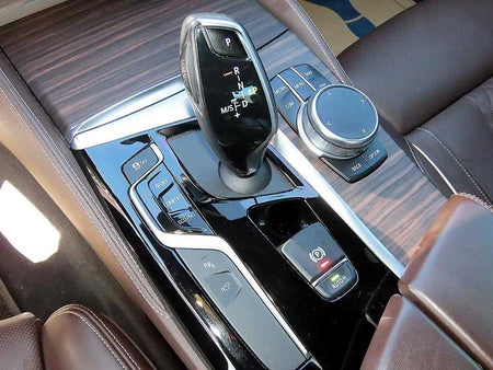 BMW 5-Series — photo 11