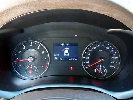 Kia Stinger — photo 09