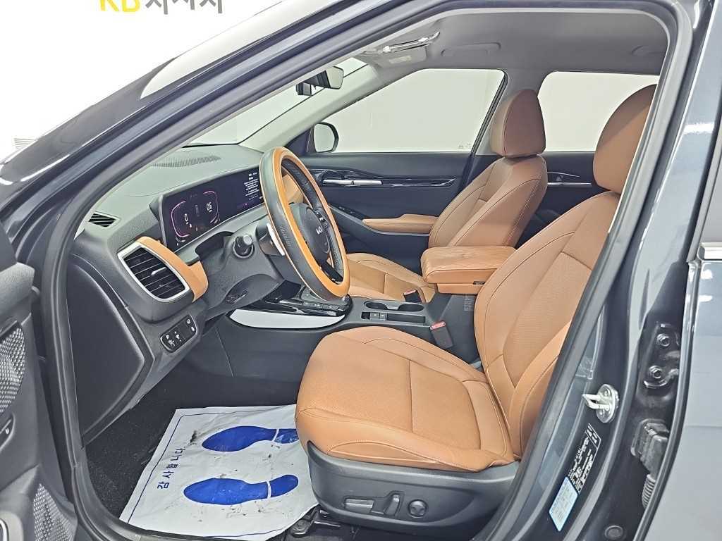 Kia Seltos — photo 11