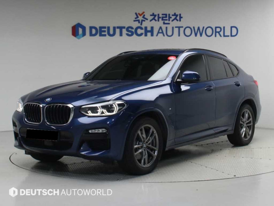 BMW X4 — photo 01
