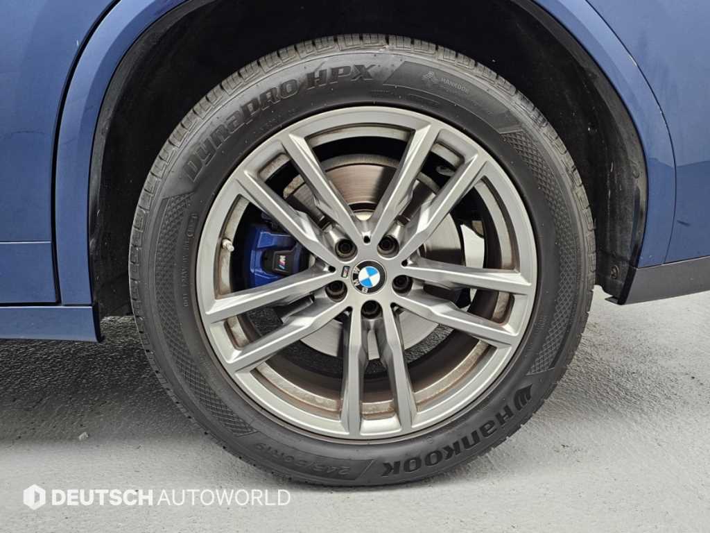 BMW X4 — photo 05