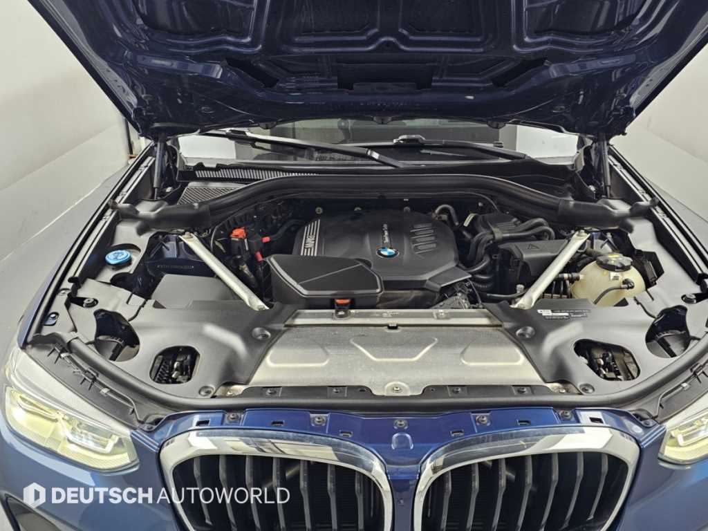 BMW X4 — photo 06