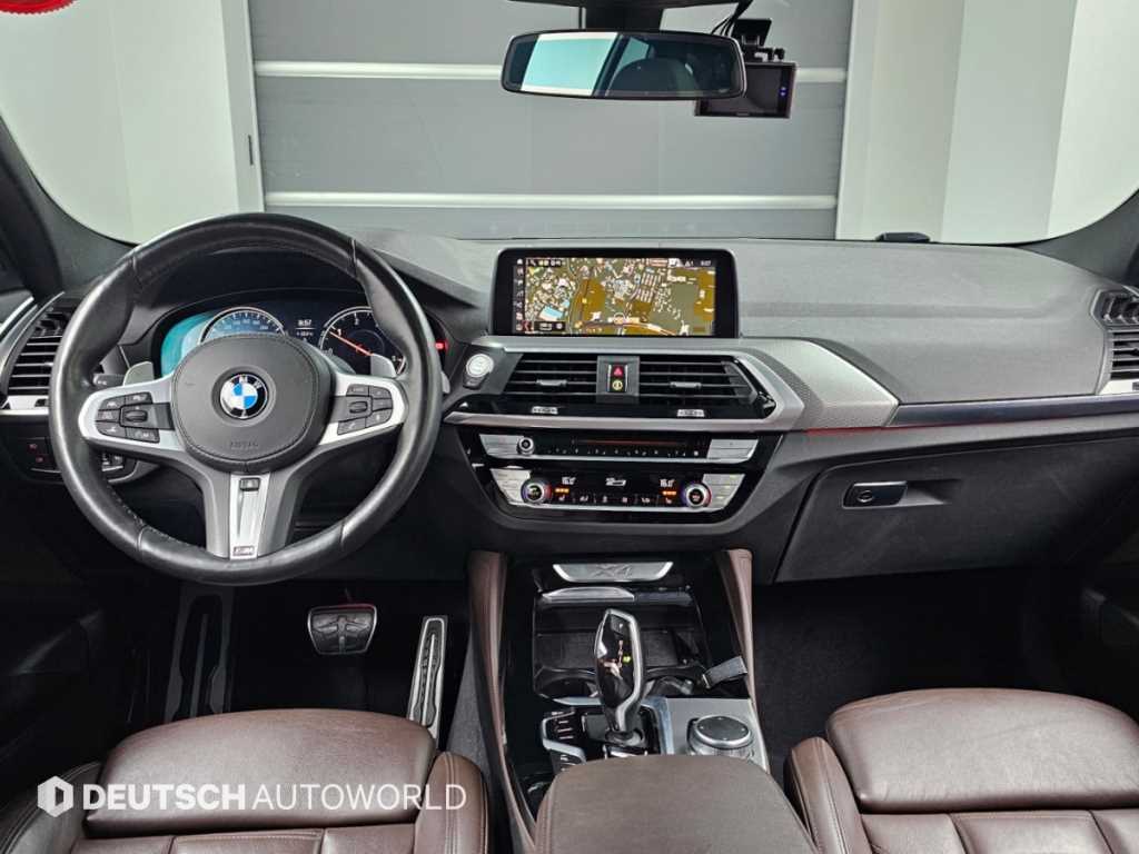 BMW X4 — photo 07