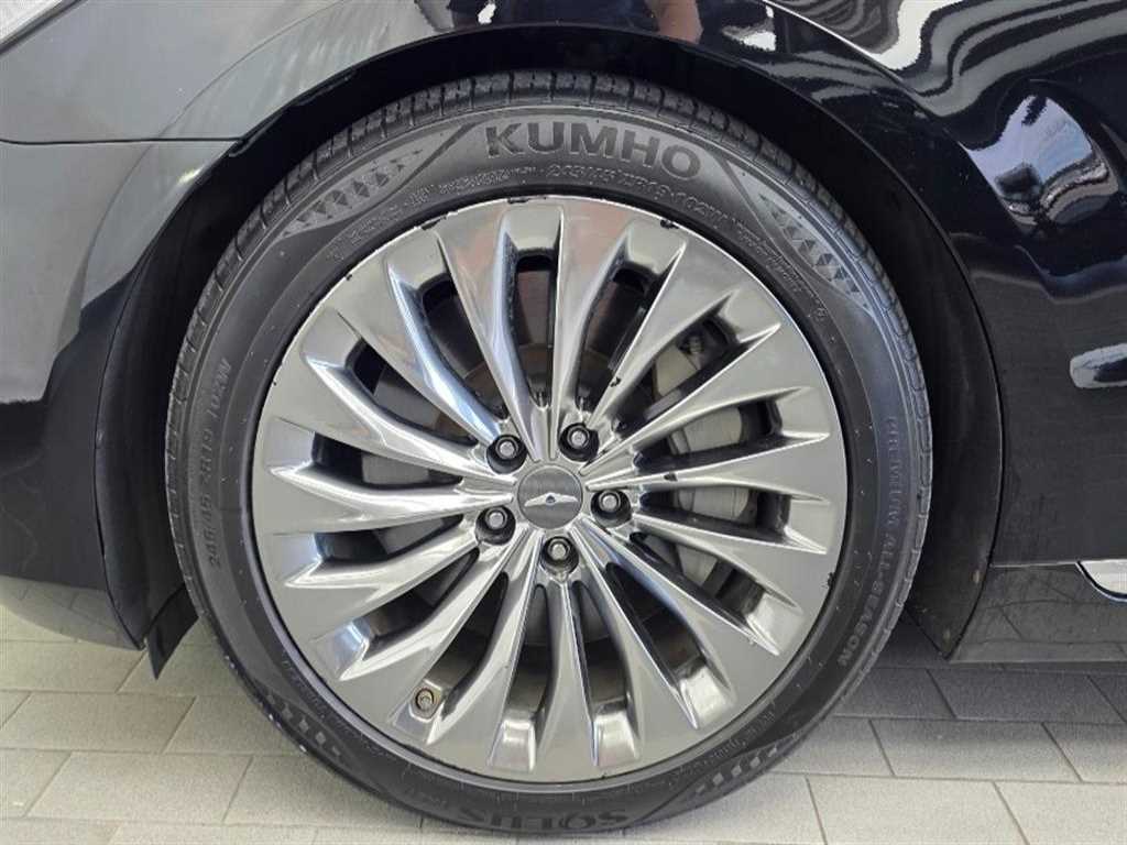 Genesis EQ900 — photo 19