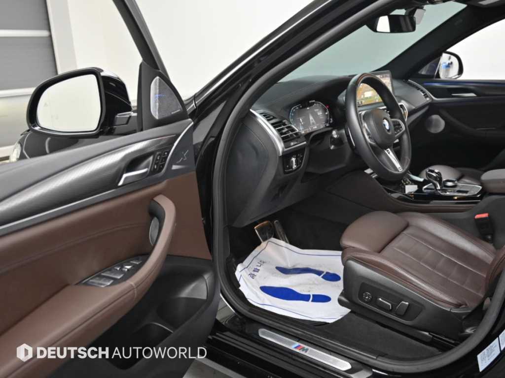 BMW X4 — photo 11