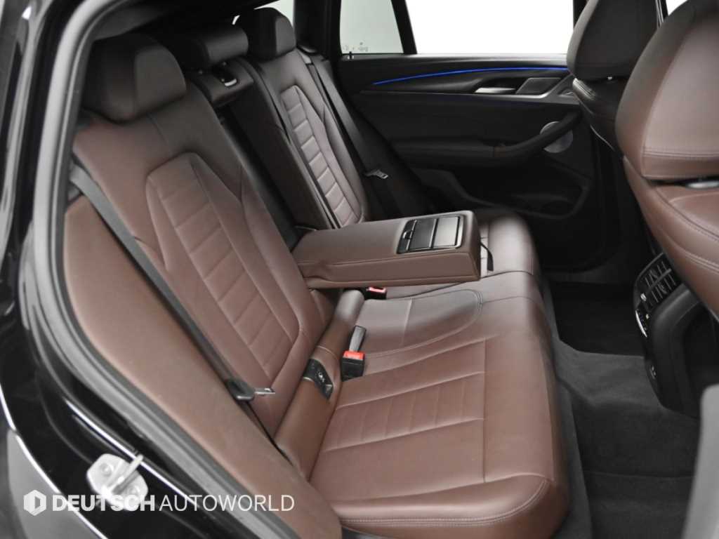 BMW X4 — photo 12