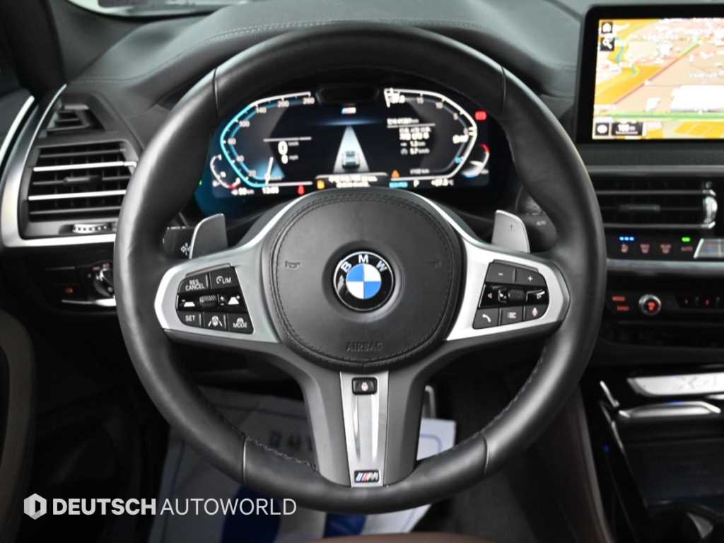 BMW X4 — photo 13