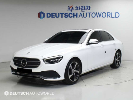 Mercedes-Benz E-Class — photo 01