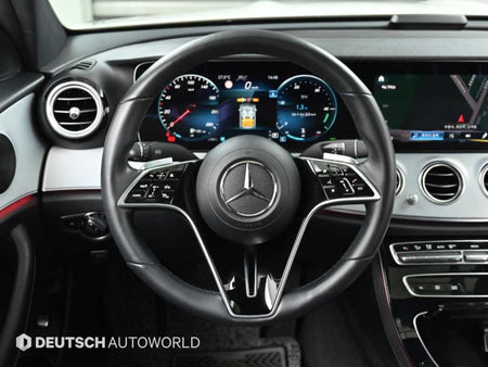 Mercedes-Benz E-Class — photo 13