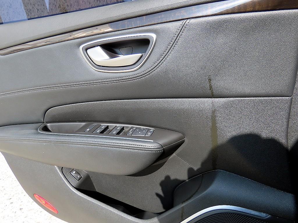 RENAULT SM6 — photo 11