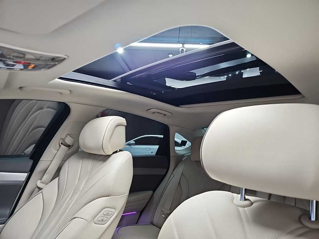 Genesis G80 — photo 16