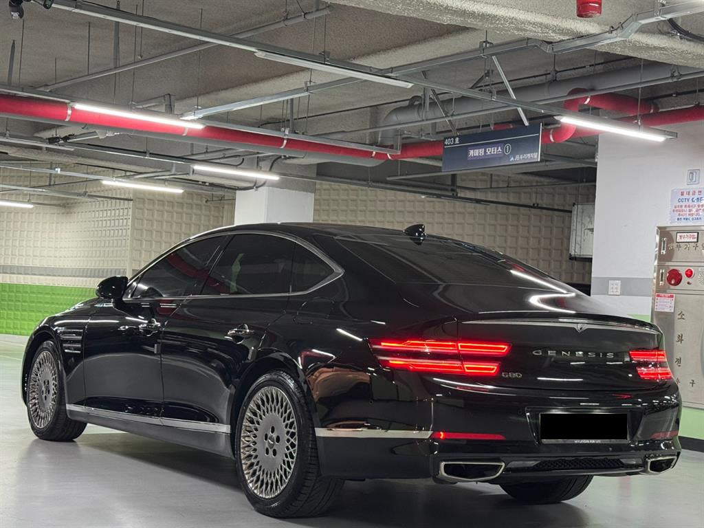 Genesis G80 — photo 04