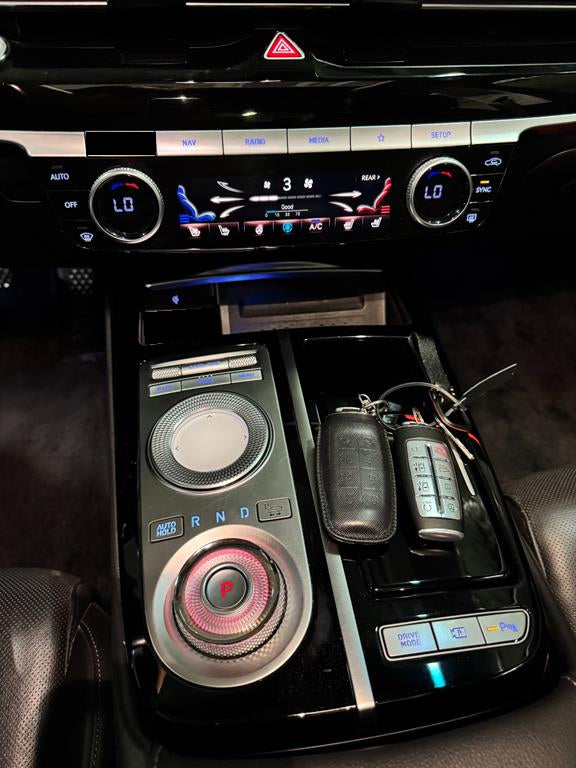 Genesis G80 — photo 16