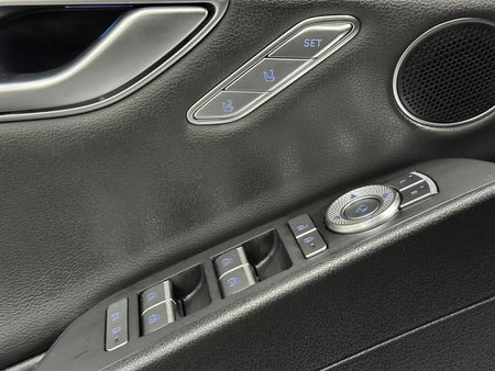 Genesis G80 — photo 17