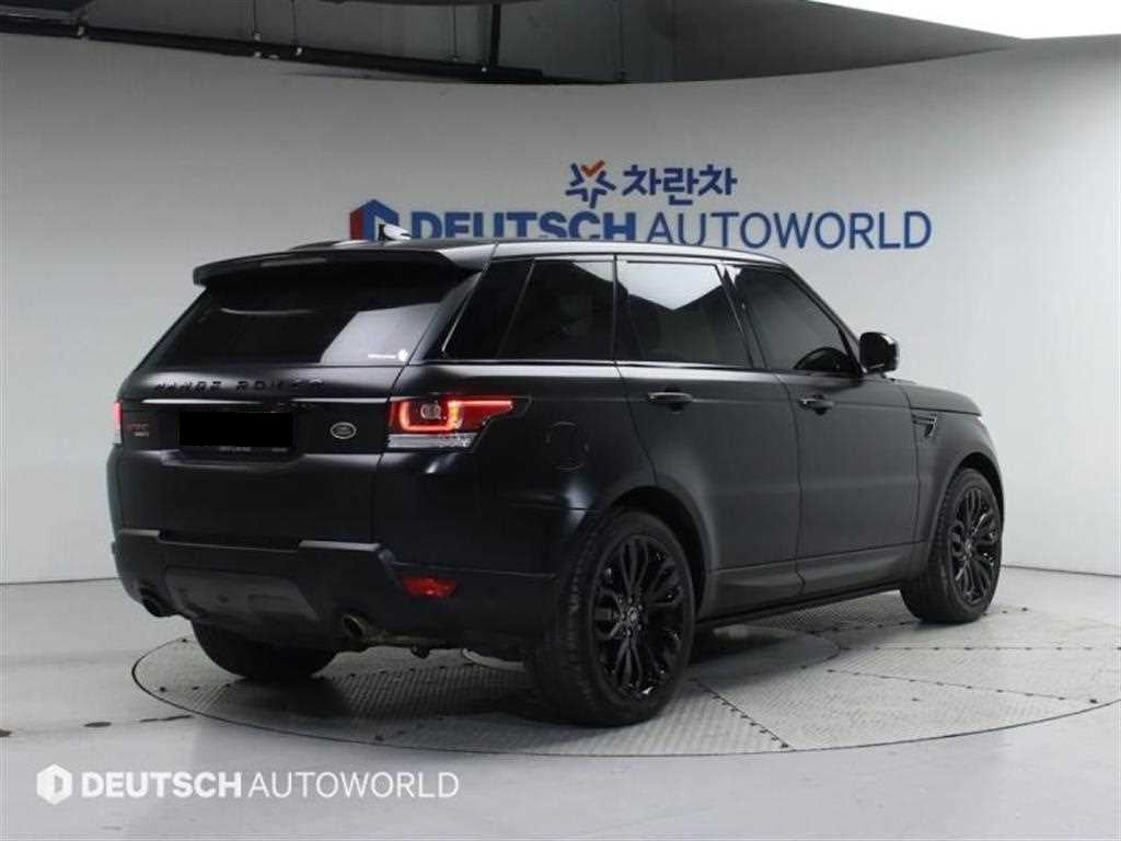Land Rover Range Rover Sport — photo 02