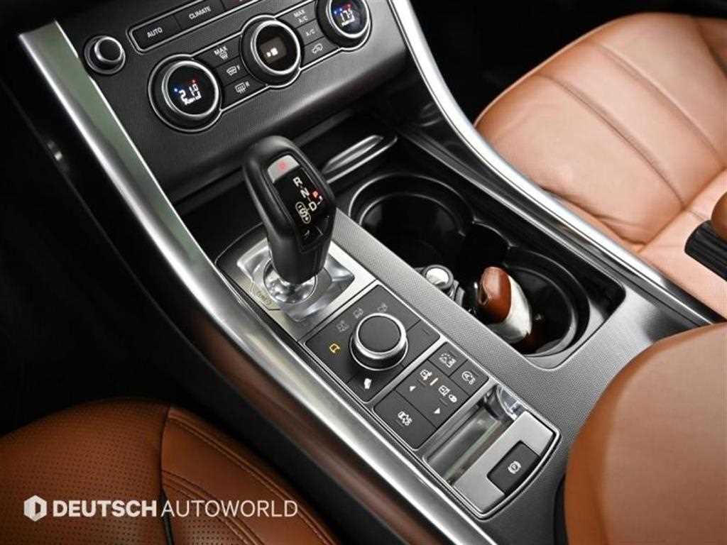 Land Rover Range Rover Sport — photo 09