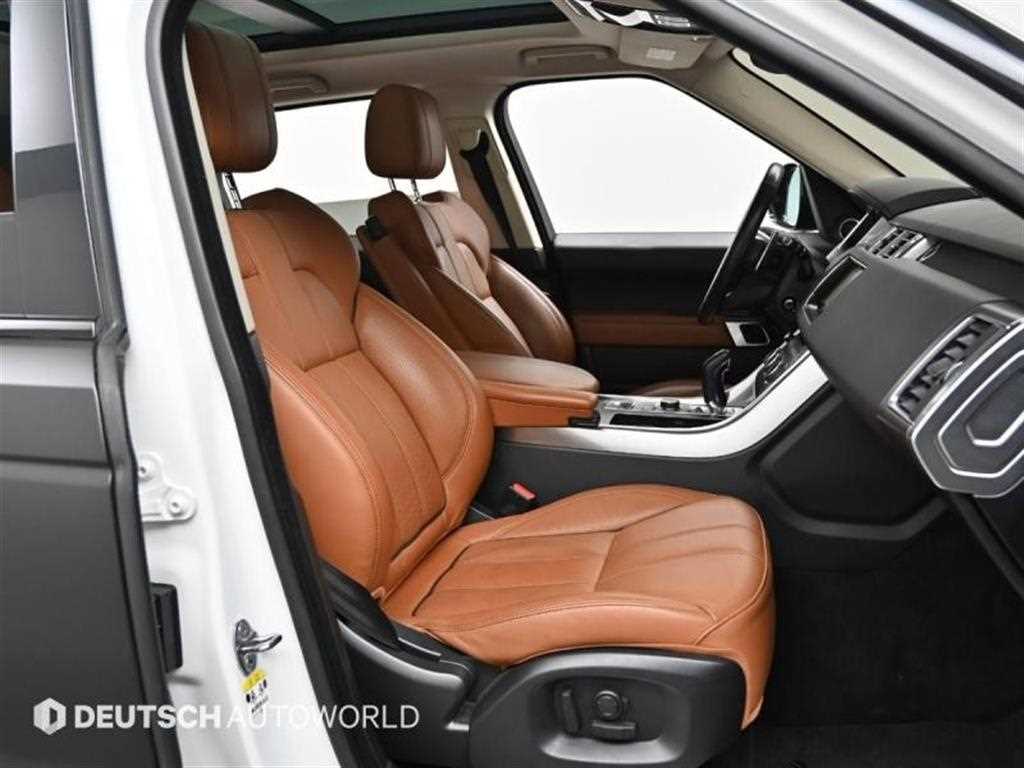 Land Rover Range Rover Sport — photo 10