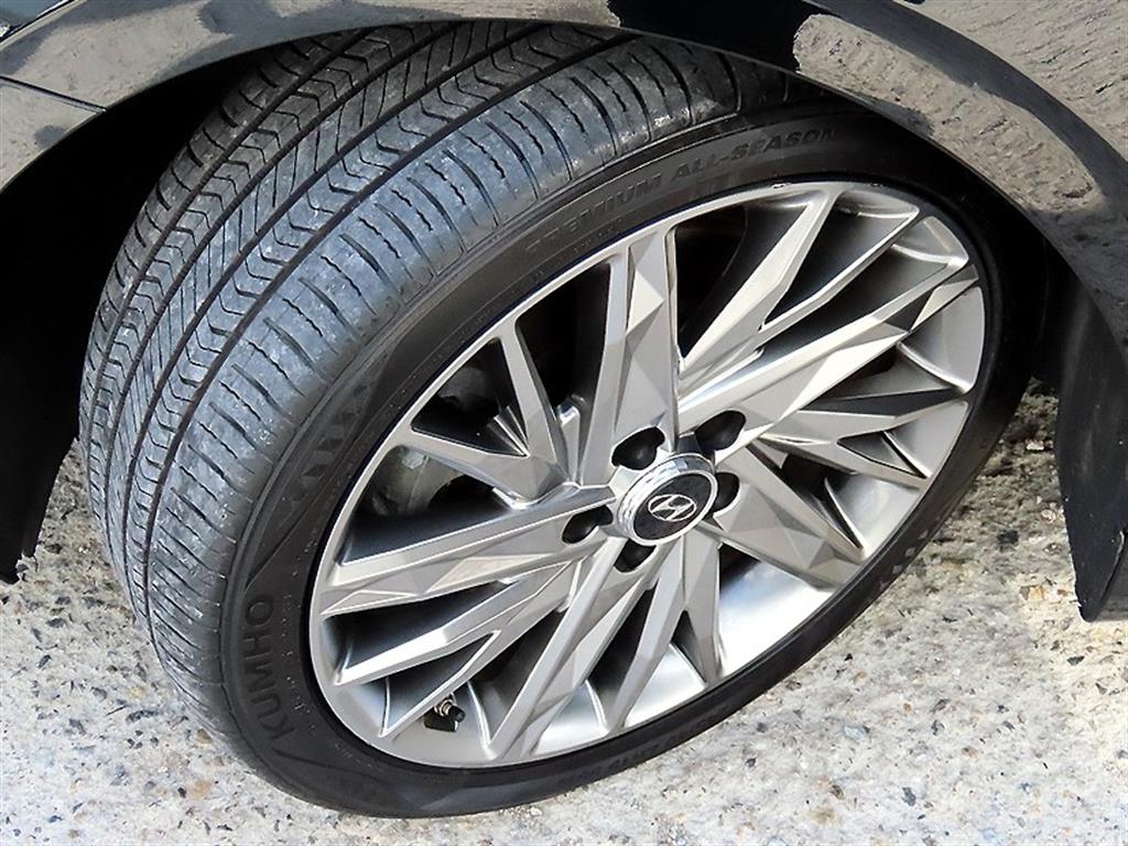 Hyundai Grandeur — photo 20