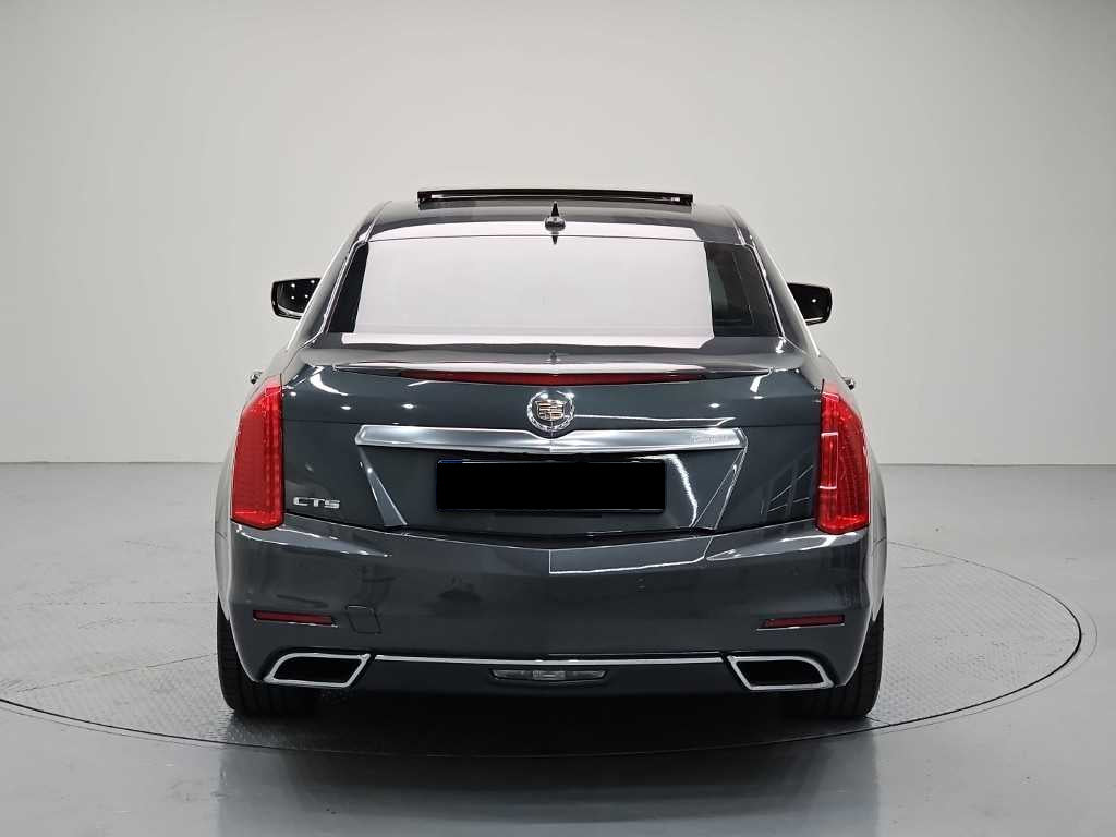 Cadillac CTS — photo 03
